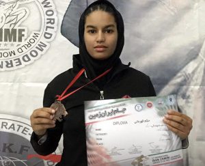 کسب مقام سوم مسابقات بین المللی کاراته جام ایران زمین توسط سمیه تکمار از بندرکنگ