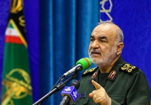 سرلشکر سلامی: هرچه دشمن بر فشار خود بیفزاید مردم ایران قوی‌تر ظاهر می‌شوند