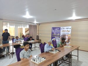 رقابت روشندلان هرمزگانی در مسابقات شطرنج جام رمضان از دریچه دوربین
